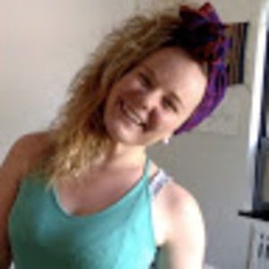 Meet your Posher, Elise